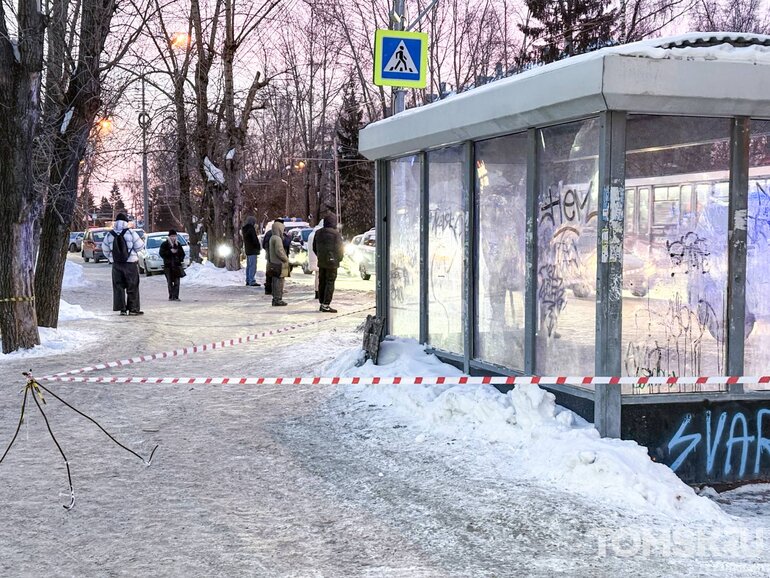 Полиция оцепила остановку на пересечении проспектов Кирова и Комсомольский