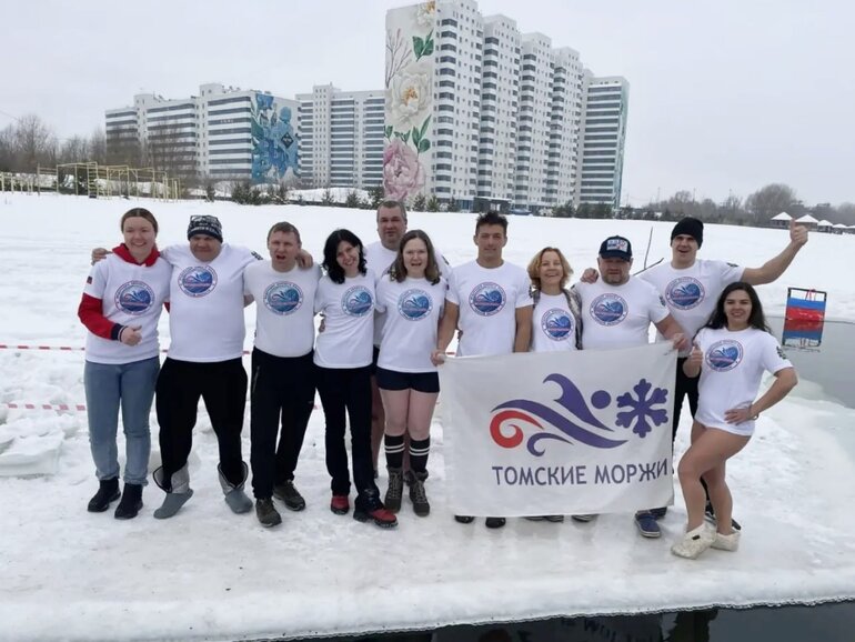 Томские моржи проплыли более 13 километров в ледяной воде
