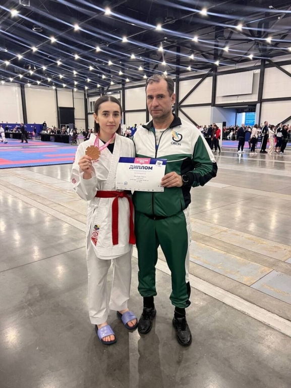 Томские спортсменки завоевали медали на международном турнире по карате