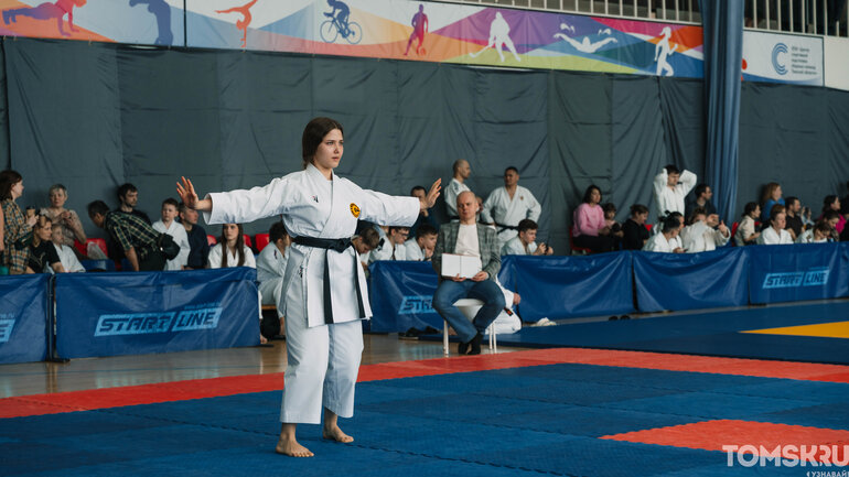 Как проходит чемпионат по карате в Томске – фоторепортаж
