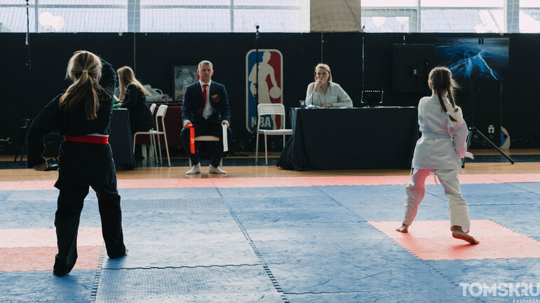 Как проходит чемпионат по карате в Томске – фоторепортаж