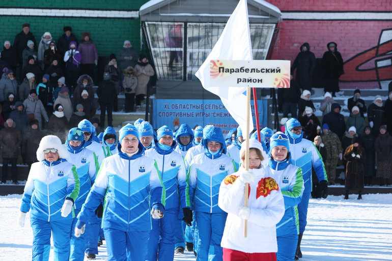 Владимир Мазур открыл 40-е зимние сельские спортивные игры в Парабели
