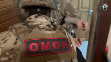 ОМОН задержал 25-летнего томича за экстремистскую символику в соцсетях