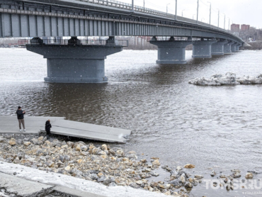Уровень Томи у Коммунального моста в Томске снизился на 34 см за сутки