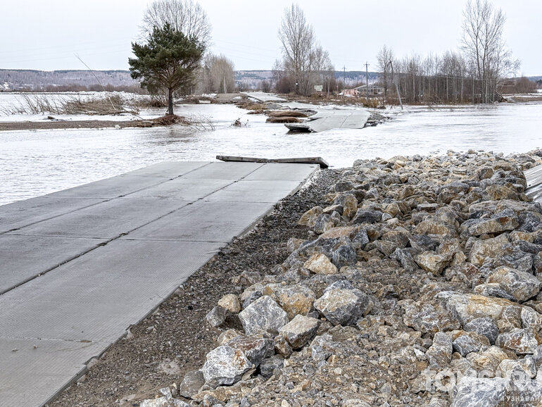 Как в 2024-м? Дамбу под Коммунальным мостом затопило в Томске (фото)