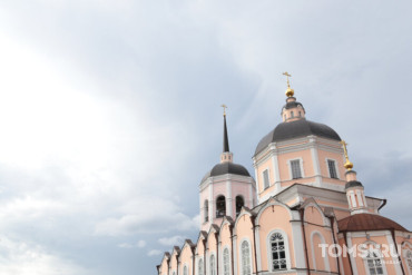 Частицу Благодатного огня доставят в Томск 13 апреля