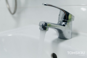 В центре Томска из-за аварии отключили воду в 46 домах — список адресов