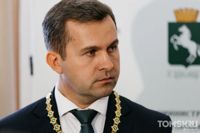 Новые автобусы, расселение авариек и ремонт школ: томская гордума приняла отчет мэра за 2025 год