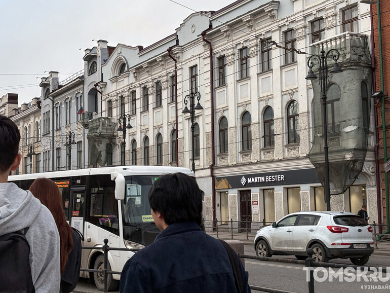 Крышу доходного дома Фуксмана отреставрировали на проспекте Ленина в Томске
