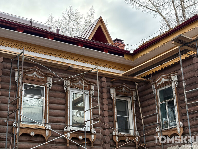 В Томске за 15 млн рублей отреставрировали дом-ОКН на улице Гагарина, 6