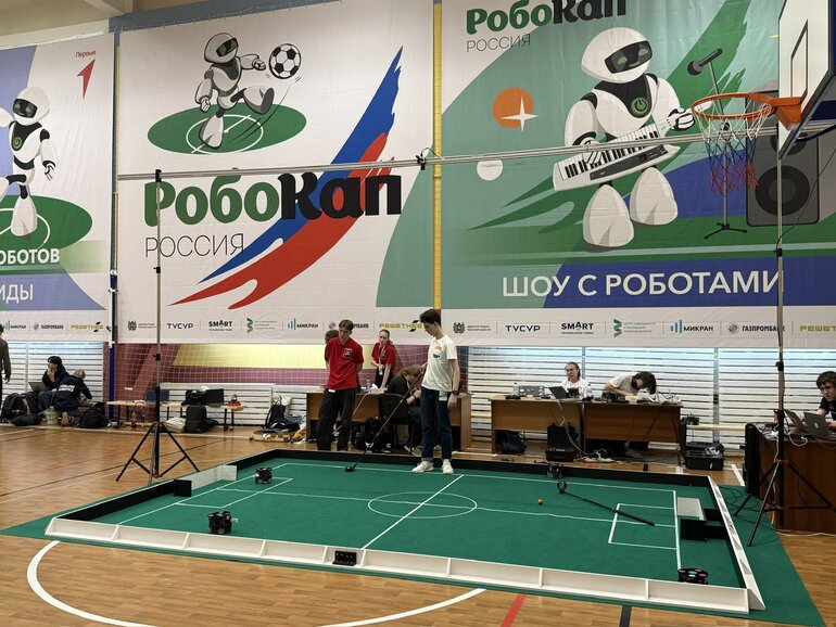 «Ростелеком» обеспечил онлайн-трансляцию соревнований роботов в Томске