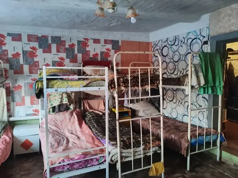 В деревне Николаевка Томской области закрыли реабилитационный центр по иску прокуратуры