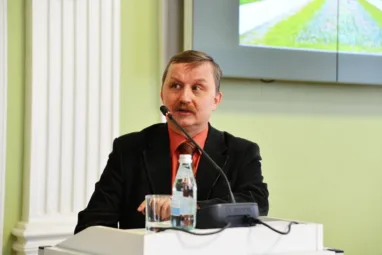Ушел из жизни бывший декан Факультета журналистики ТГУ Юрий Ершов