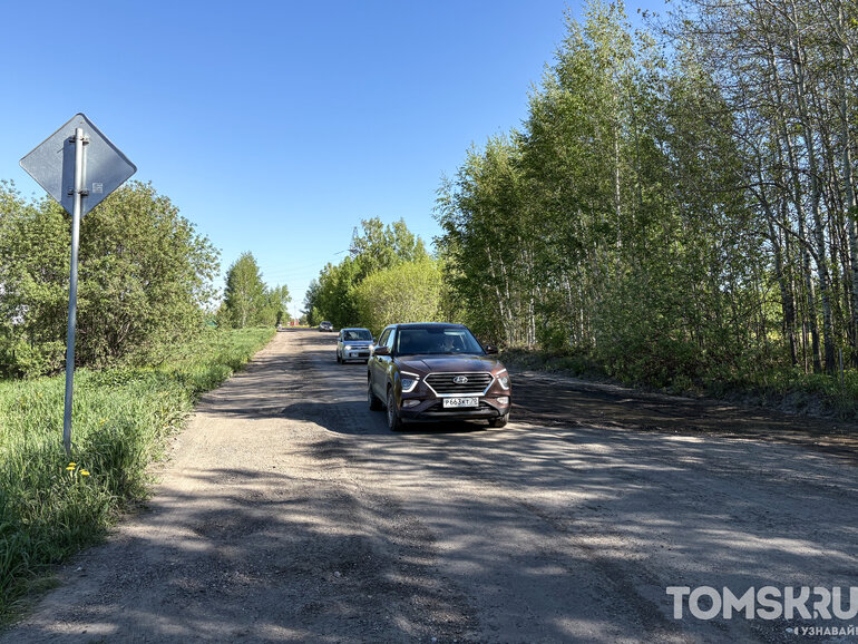 Ремонт дорог в Томске: на Энтузиастов укладывают асфальт, Тургенева – в подготовке
