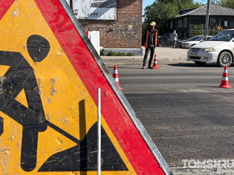 Ремонт дорог в Томске: на Энтузиастов укладывают асфальт, Тургенева – в подготовке