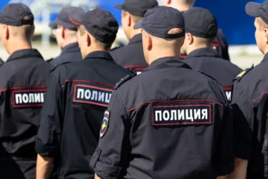 Полиция Томской области выслала из страны 8 иностранцев