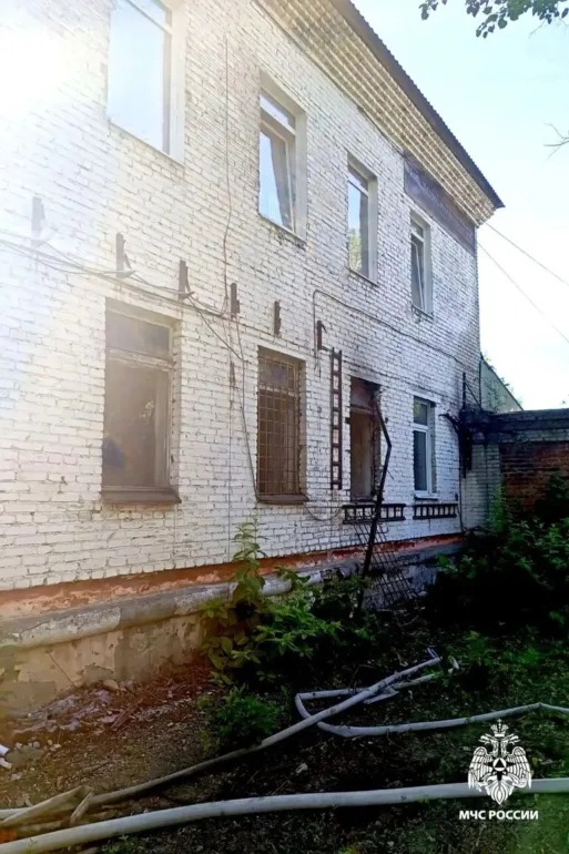 Пожарные спасли 10 человек из горящего здания на Высоцкого в Томске