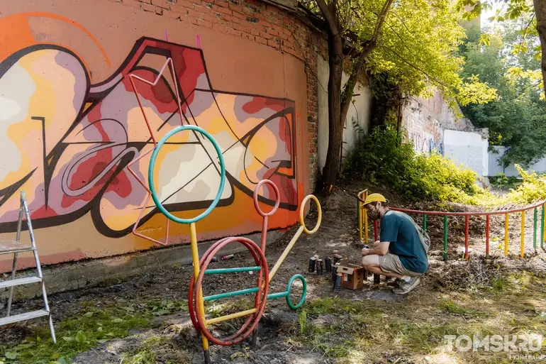 В Томске открылась легальная стена для граффити в Центре креативных индустрий