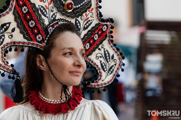 «Афанасьев-фест» в Томске: сказки, VR и дефиле от локальных брендов