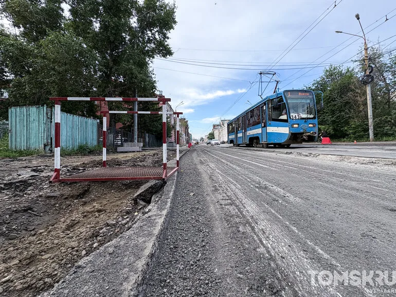 Томичи дождались ремонта улицы Розы Люксембург. Фото