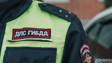 Томский подросток на питбайке врезался в Land Cruiser