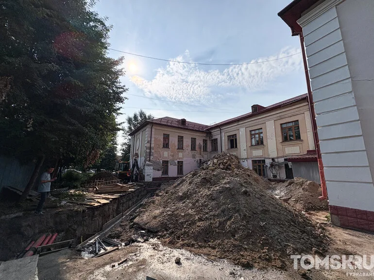 Ремонт двух школ в Томске идет с отставанием из-за сбоев в логистике