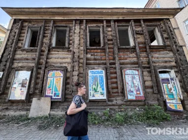 В Томске восстанавливают сгоревший «Дом за рубль» на Гагарина, 33
