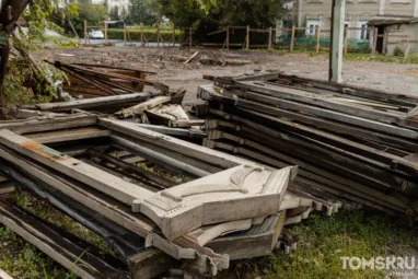 На проспекте Ленина в Томске «разобрали» исторический «Дом за рубль»