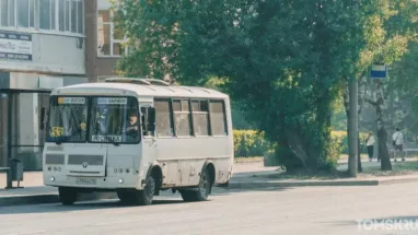 В Томске пенсионерка выпала из автобуса