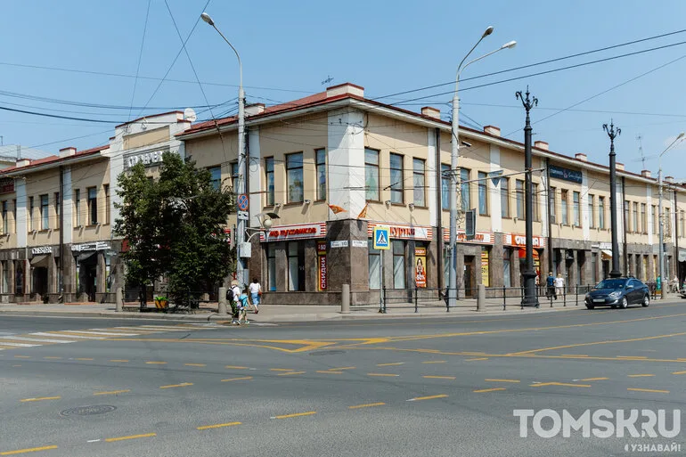 Новая разметка: как теперь ехать через площадь Ленина в Томске?