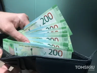 Бензин в Томской области подорожал почти на 14 рублей за два месяца