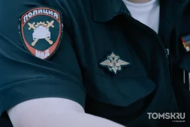 Томич украл телефон из отдела флористики в ТЦ и попал на камеры