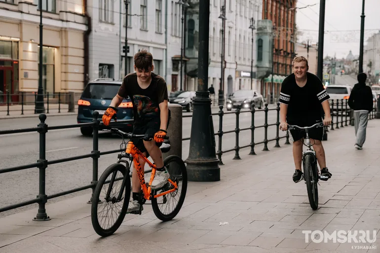 В воздухе пахло грозой: атмосфера дождливого августа в Томске — фото