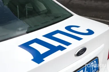Японский минивэн насмерть сбил мужчину на трассе под Томском