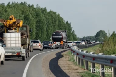На трассе под Томском водитель погиб от удара током