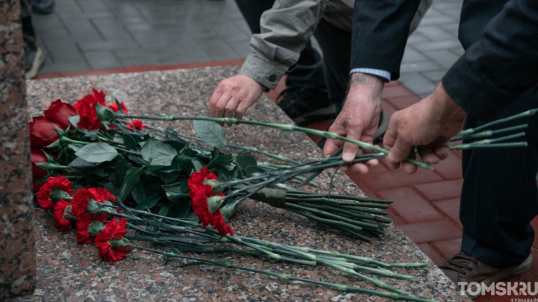 В Томске открылся Сквер атомщиков с памятником ректору ТПУ Воробьеву