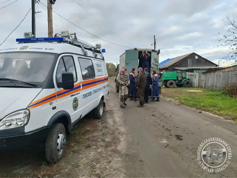 Болотоход с пассажирами опрокинулся в Асиновском районе. Водитель погиб