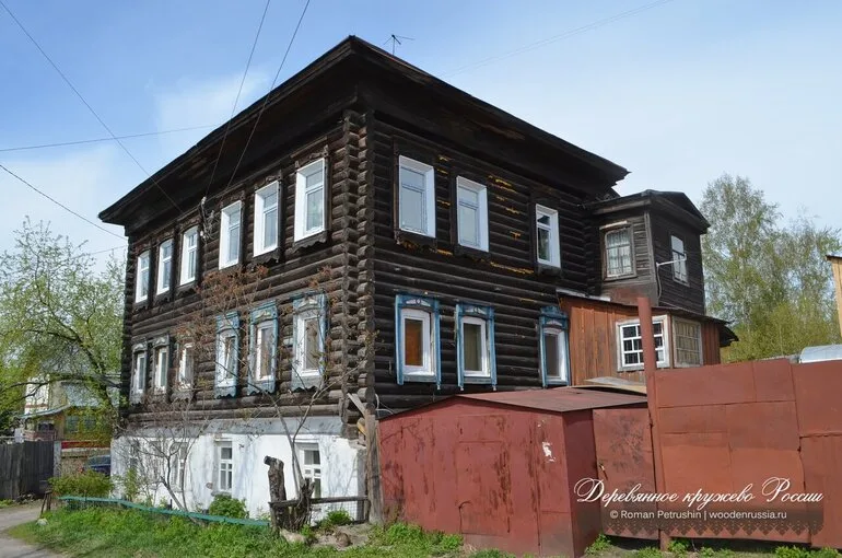 Томская полиция проверяет угрозы жителям деревянного дома