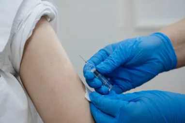 Более 100 тысяч жителей Томской области вакцинировались от гриппа