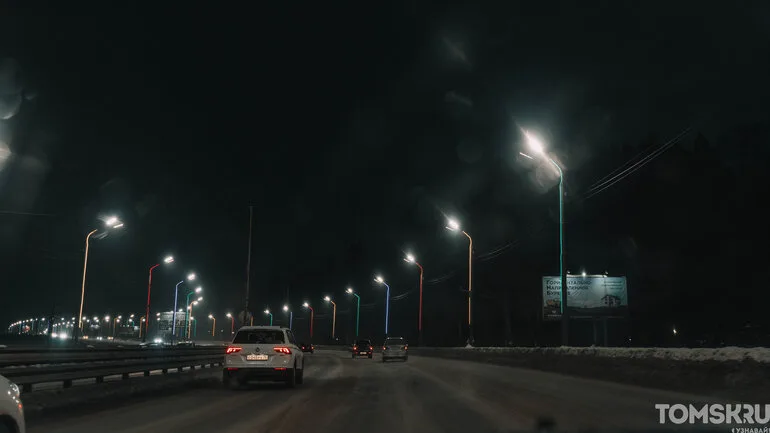 Власти Томска планируют обновить освещение у Коммунального моста