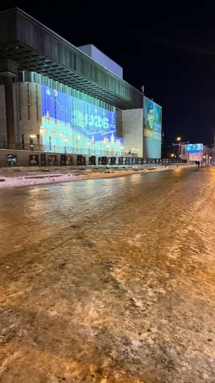 Круче, чем на Олимпиаде: томич не в восторге от «катка» на тротуарах города