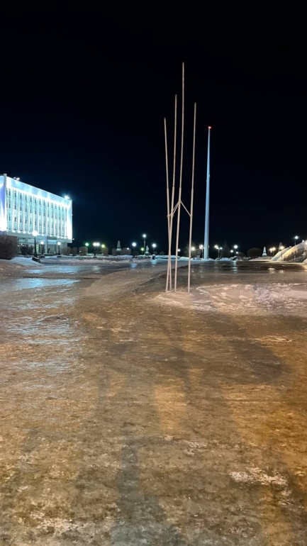 Круче, чем на Олимпиаде: томич не в восторге от «катка» на тротуарах города