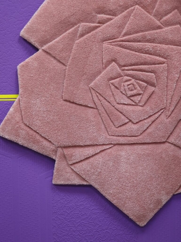 «Это что-то новое и необычное» — почему в Томске растет интерес к мастер-классам по созданию ковров