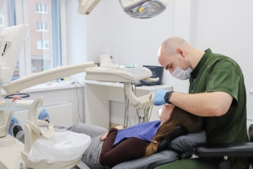 Разрушается зуб: почему так происходит и что делать